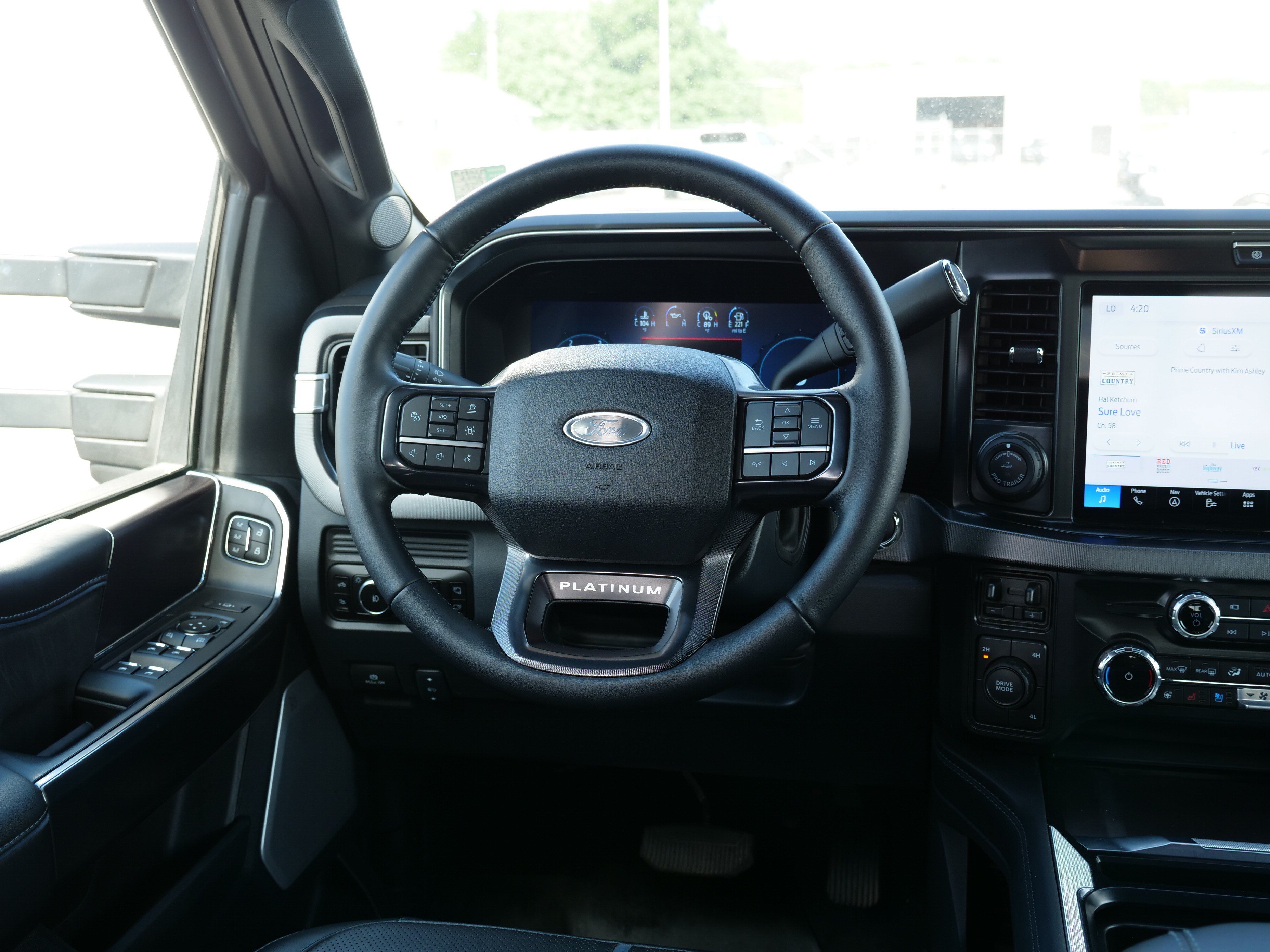 Certified 2026 Ford F450 Platinum w/ FX4 Off-Road Package AWD/4WD image 20