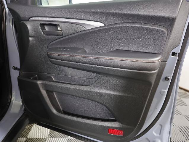 Used 2023 Honda Passport TrailSport image 34