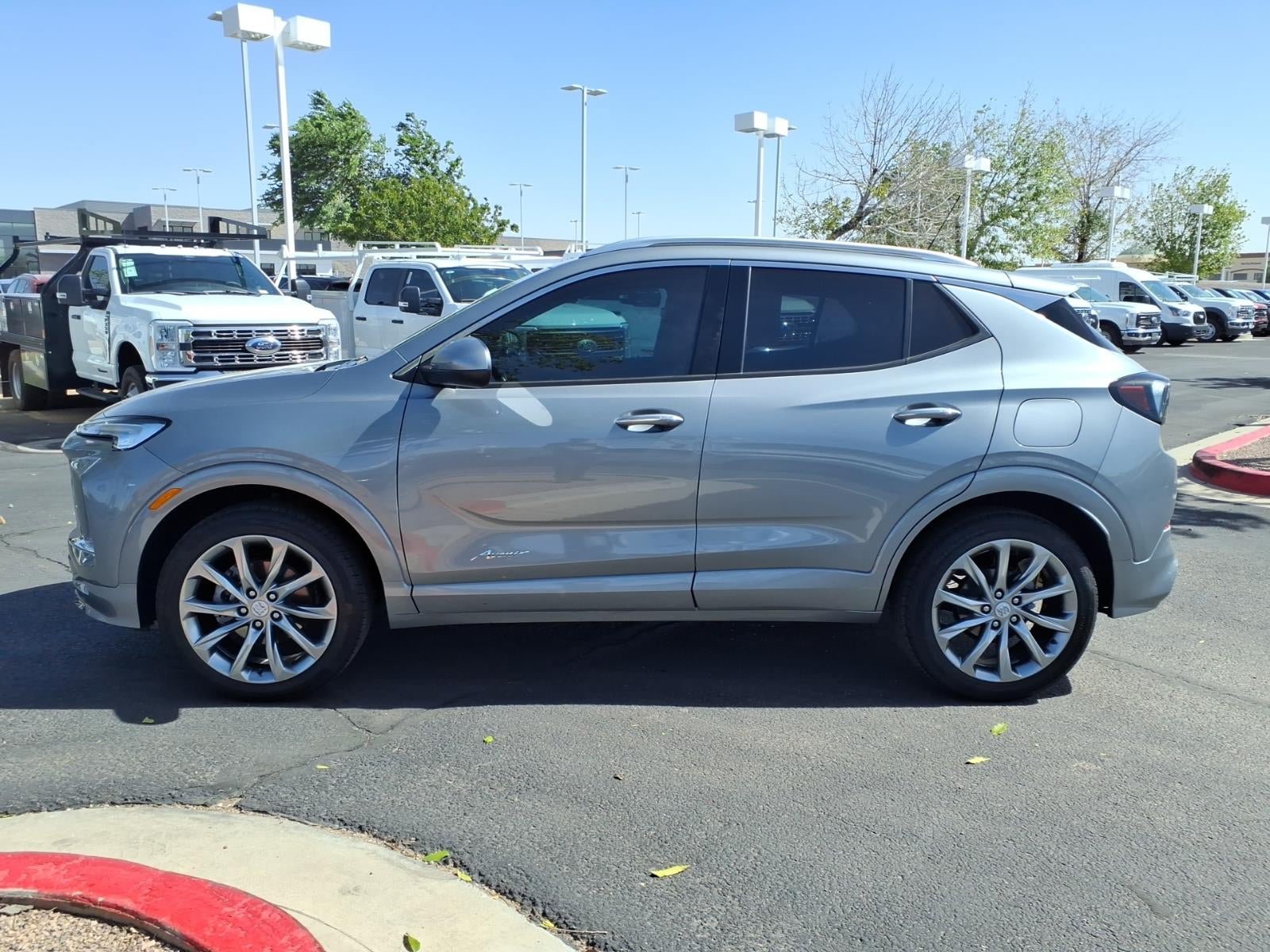 Used 2026 Buick Encore GX Avenir AWD/4WD image 7