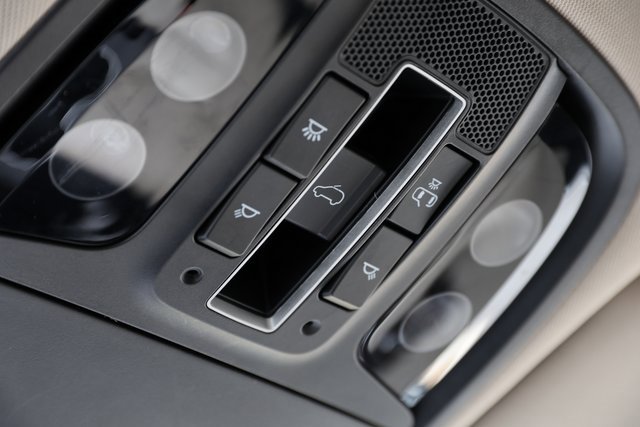 Used 2020 Kia Sorento EX image 12