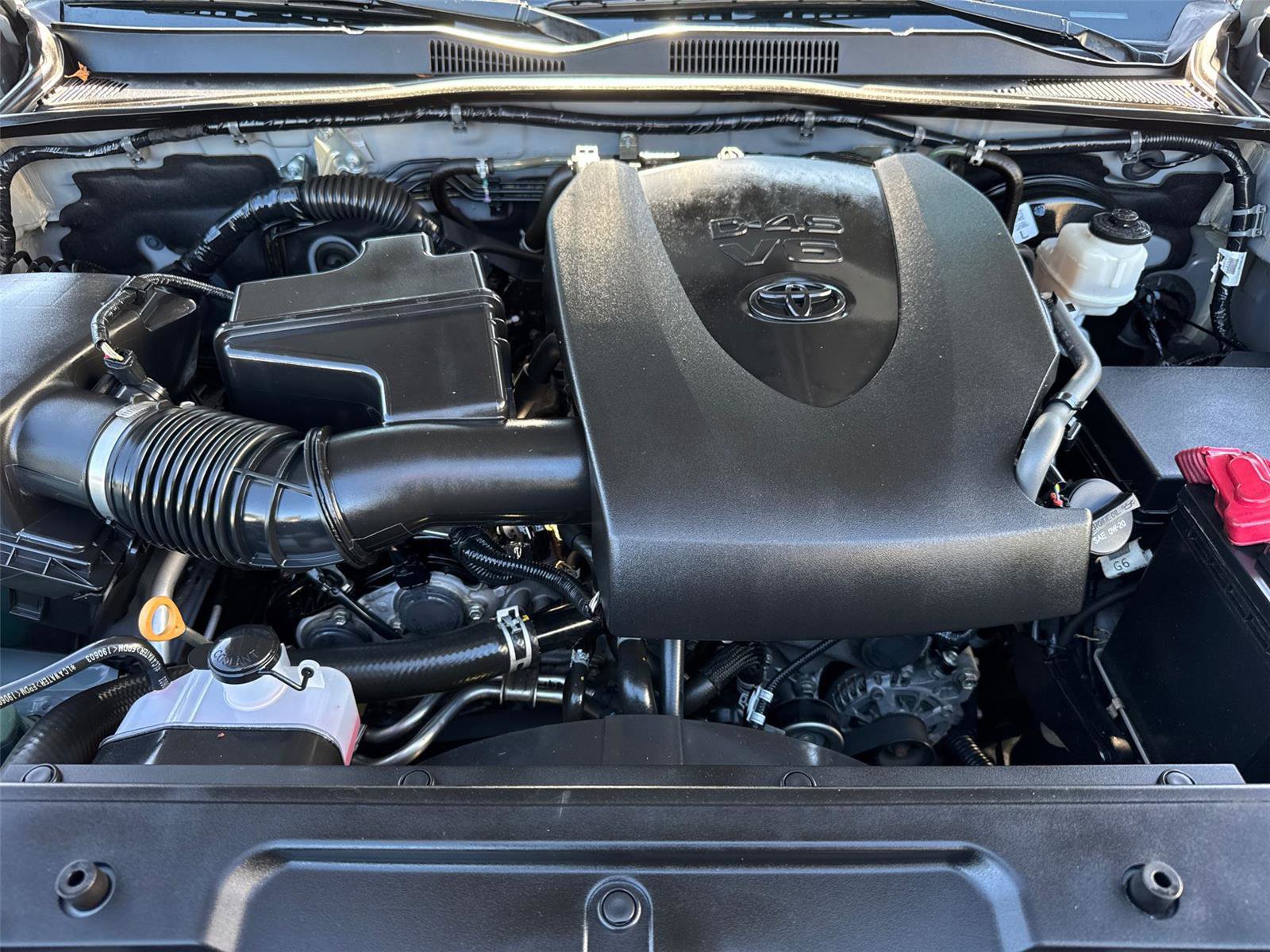 Used 2020 Toyota Tacoma SR5 image 13