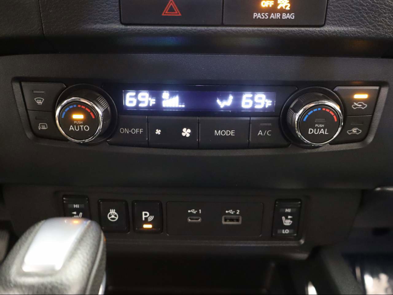 Used 2022 Nissan Frontier SV image 12