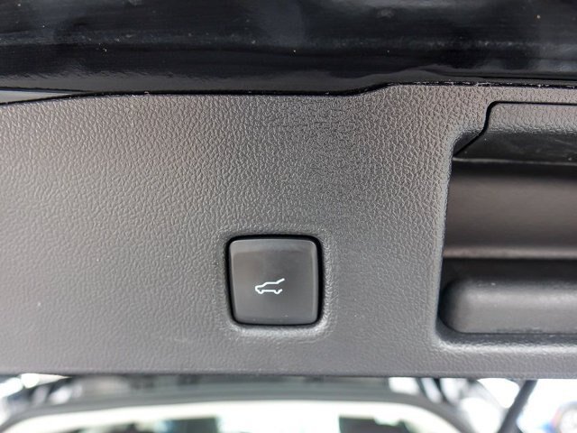 Certified 2022 Ford Escape SE w/ SE Sport Appearance Package AWD/4WD image 31