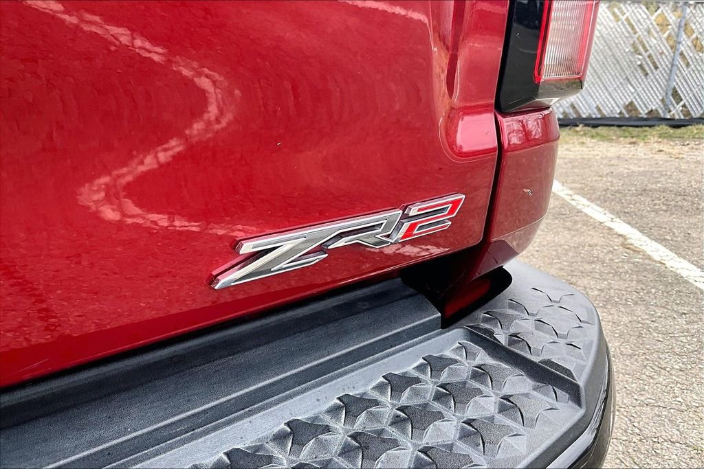 Used 2023 Chevrolet Colorado ZR2 w/ ZR2 Convenience Package III image 8