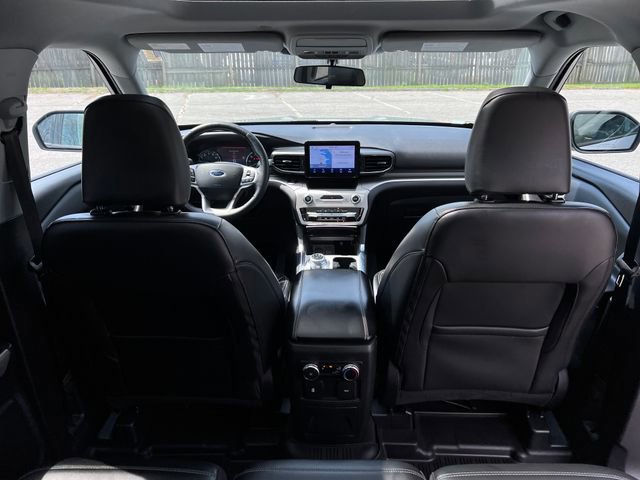 Certified 2022 Ford Explorer XLT w/ Equipment Group 202A AWD/4WD image 36