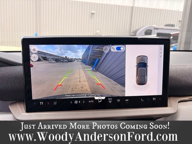 Certified 2025 Ford Explorer Active w/ Active Comfort Package AWD/4WD image 13