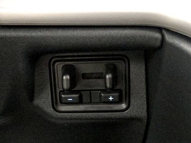 Certified 2025 Ford Expedition Active AWD/4WD image 28