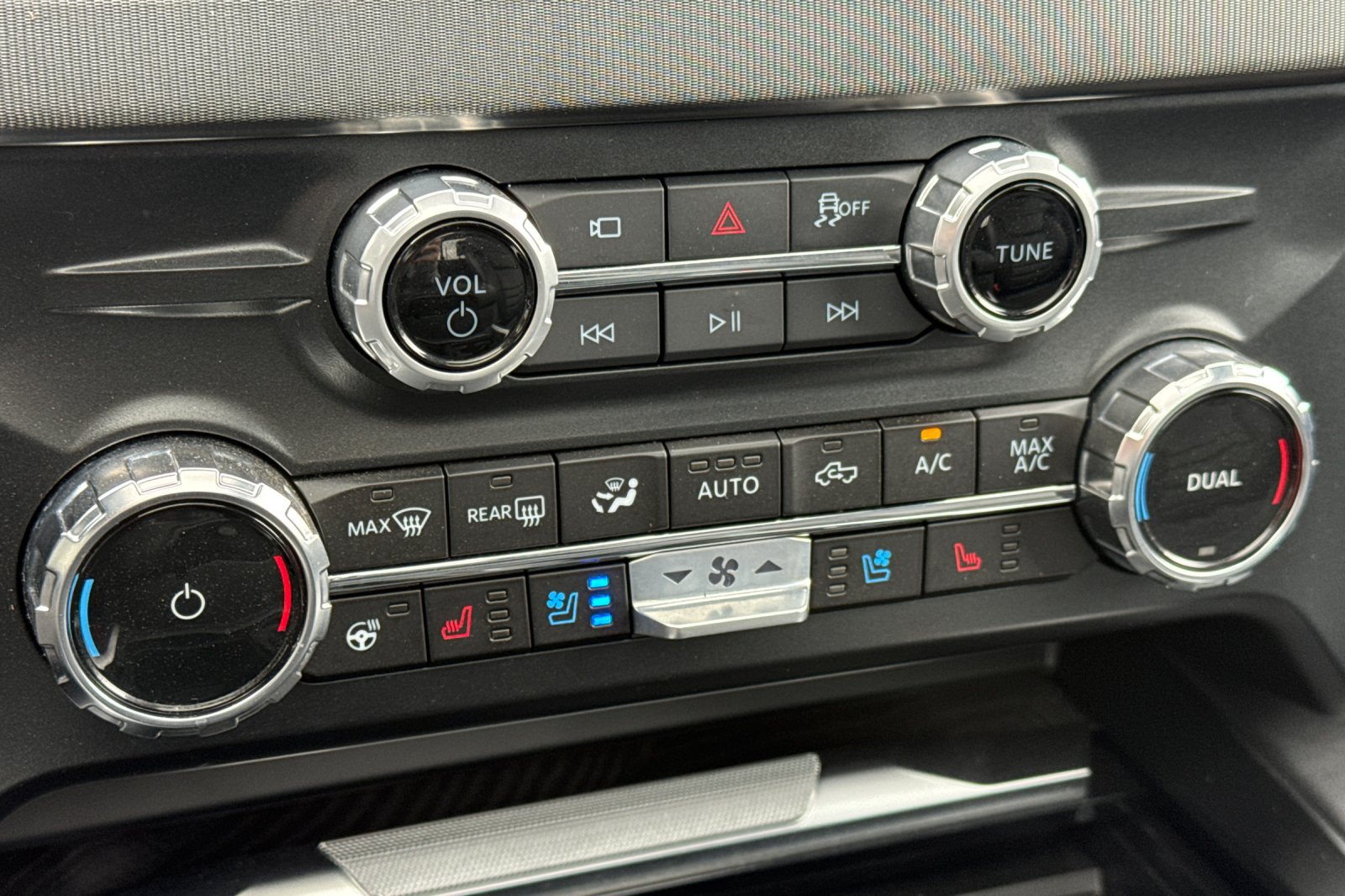 Certified 2025 Ford F350 Platinum AWD/4WD image 20