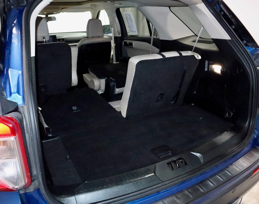Certified 2020 Ford Explorer XLT w/ Equipment Group 202A image 16