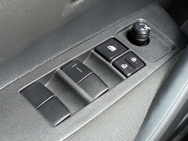Used 2025 Toyota Corolla LE FWD image 23