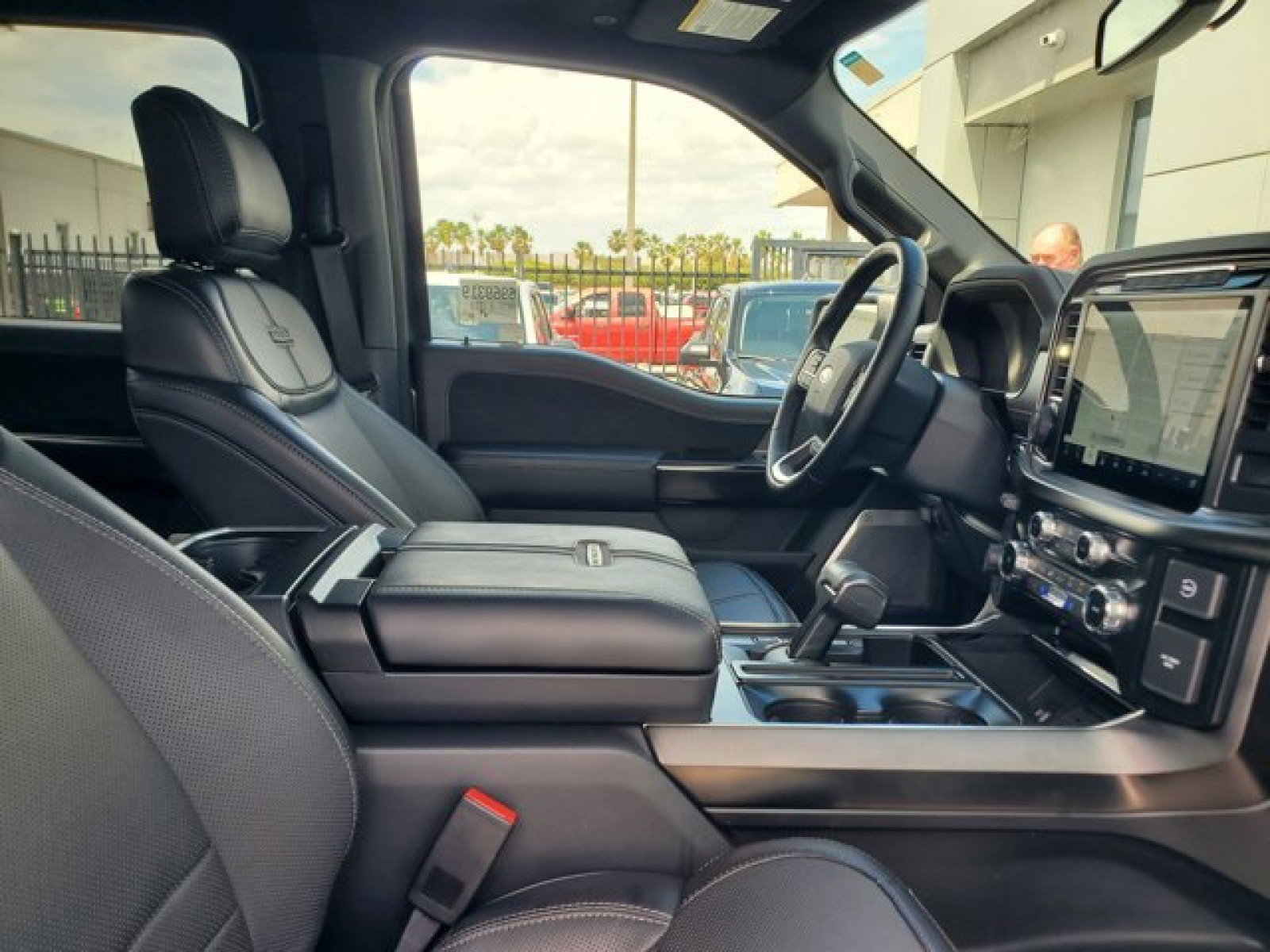 Certified 2023 Ford F150 Platinum w/ Equipment Group 701A High image 38