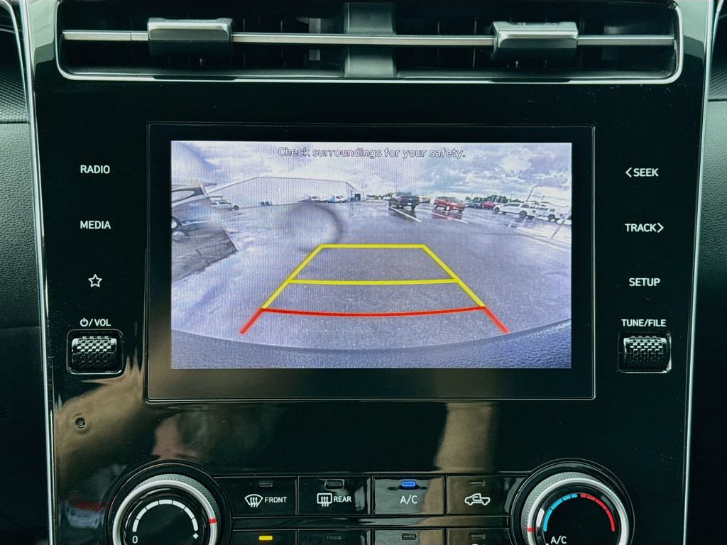 Used 2022 Hyundai Santa Cruz SEL w/ Activity Package FWD image 13