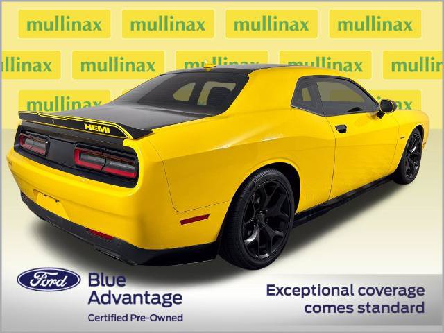 Used 2017 Dodge Challenger R/T Plus RWD image 4