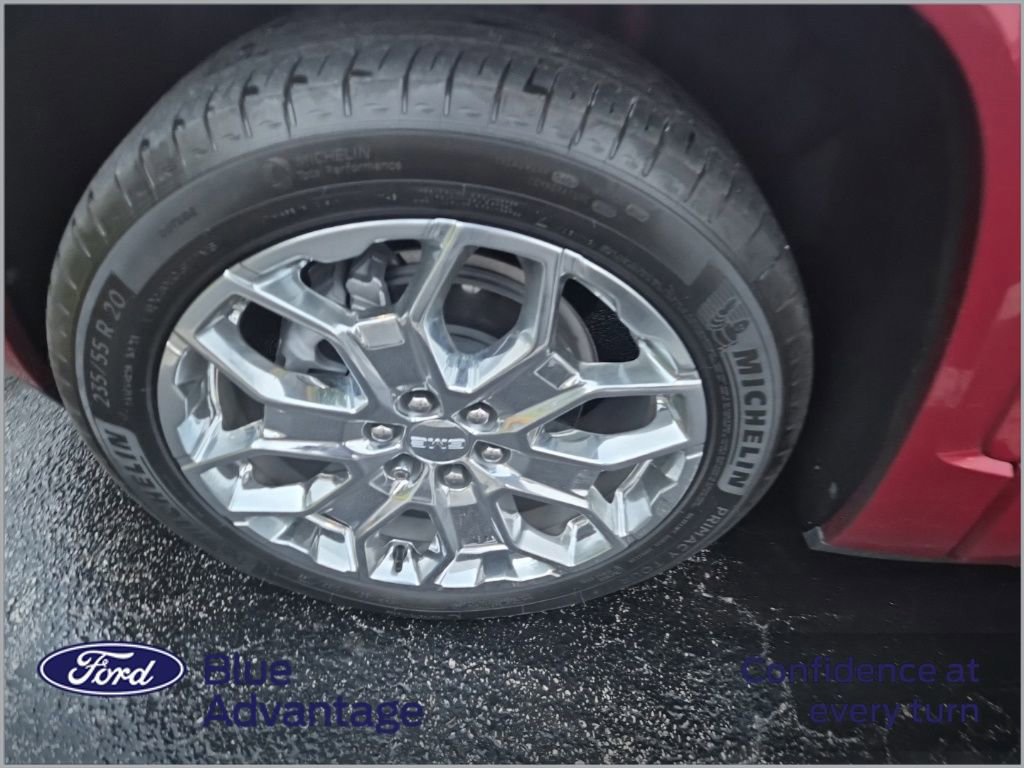 Used 2022 GMC Acadia Denali w/ Denali Ultimate Package image 2