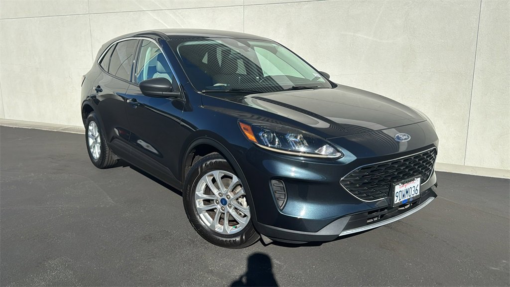 Certified 2022 Ford Escape SE w/ Convenience Package