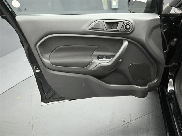 Certified 2017 Ford Fiesta SE image 36