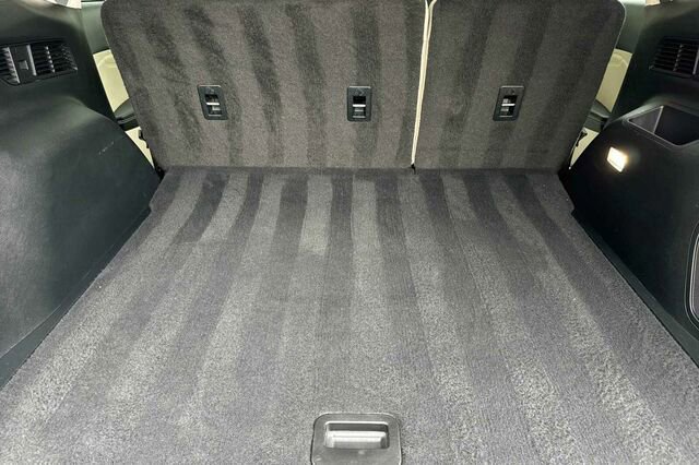 Certified 2022 Ford Edge Titanium w/ Equipment Group 301A image 12