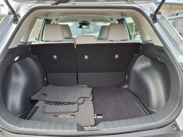 Used 2024 Toyota Corolla Cross L FWD image 16