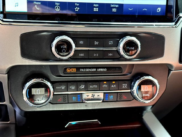 Certified 2022 Ford F250 King Ranch w/ Tremor Off-Road Package AWD/4WD image 20