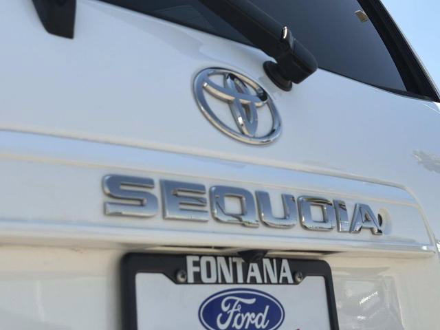 Used 2019 Toyota Sequoia SR5 AWD/4WD image 9