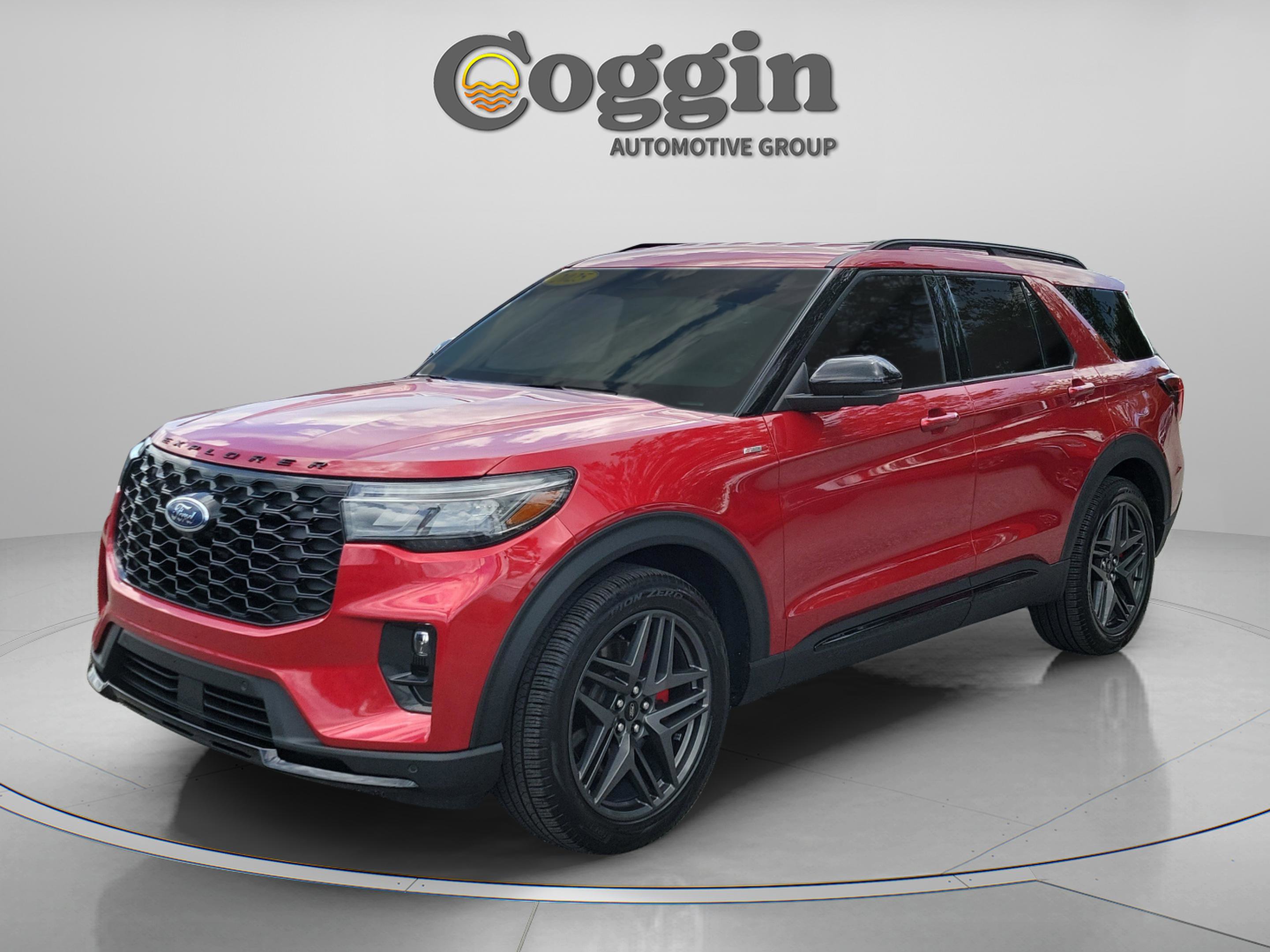 Certified 2025 Ford Explorer ST-Line w/ Premium Package RWD image 1