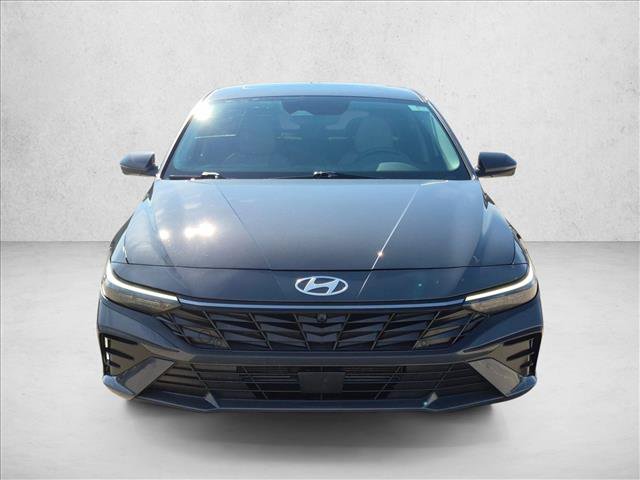 Used 2024 Hyundai Elantra Limited FWD video 2
