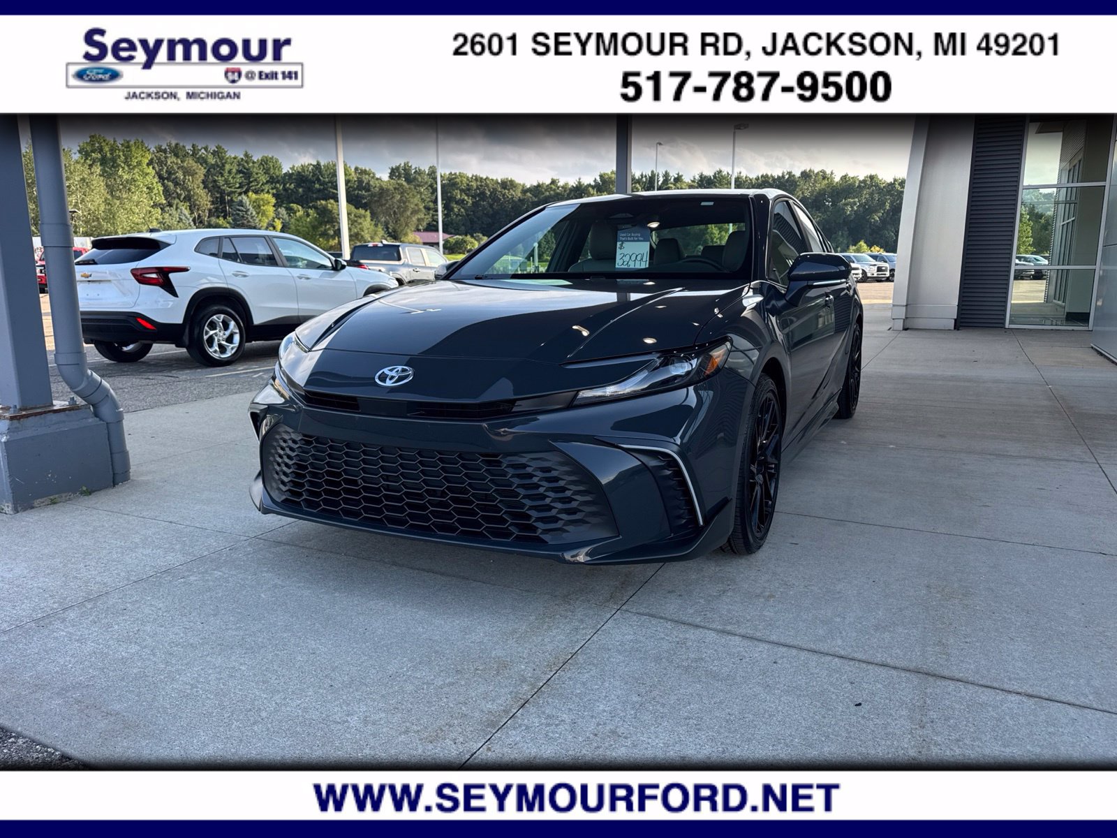 Used 2026 Toyota Camry SE w/ Convenience Package FWD image 1
