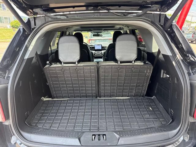 Certified 2023 Ford Explorer XLT w/ Equipment Group 202A AWD/4WD image 46