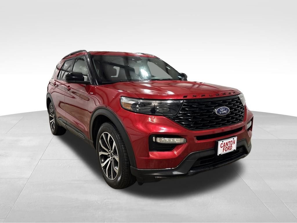 Certified 2022 Ford Explorer ST-Line w/ Class IV Trailer Tow Package image 7