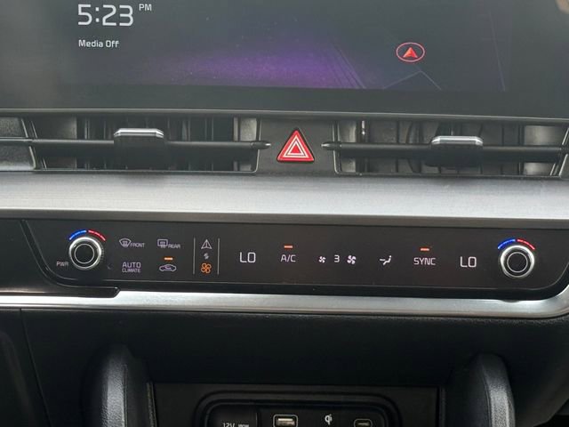 Used 2023 Kia Sportage EX FWD image 5