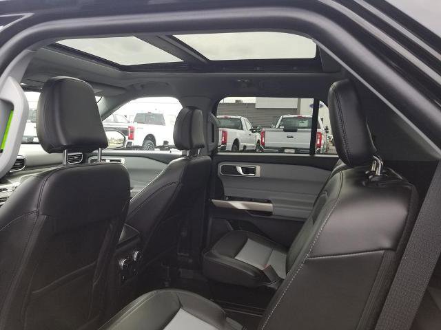 Certified 2023 Ford Explorer XLT w/ Equipment Group 202A AWD/4WD image 17