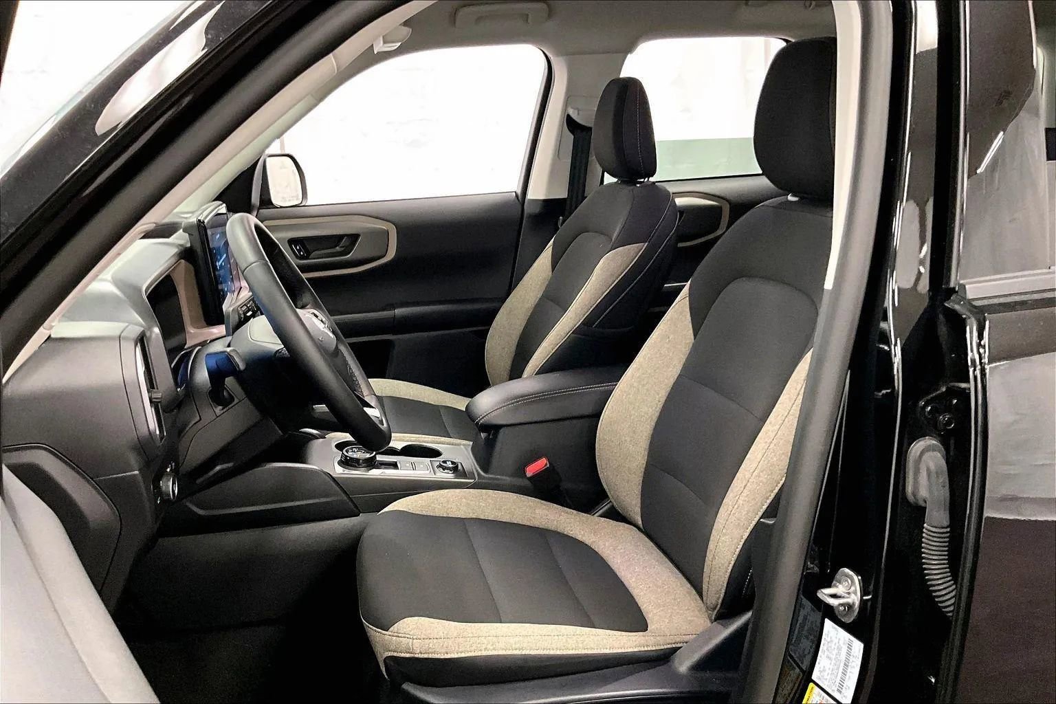 Certified 2025 Ford Bronco Sport Big Bend w/ Convenience Package image 24