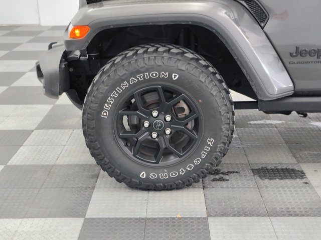 Used 2025 Jeep Gladiator Sport AWD/4WD image 9