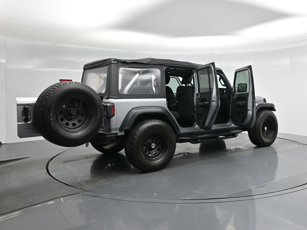 Used 2018 Jeep Wrangler Unlimited Sport image 36