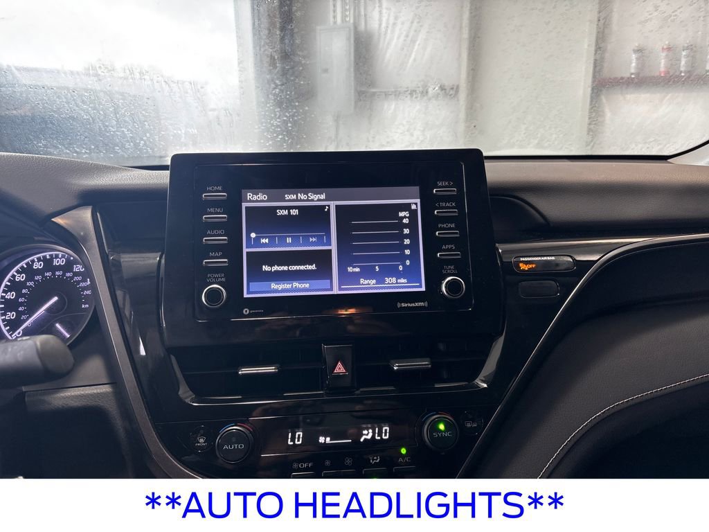 Used 2023 Toyota Camry SE FWD image 14