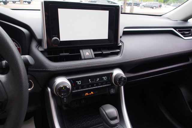 Used 2024 Toyota RAV4 XLE w/ Convenience Package FWD image 24