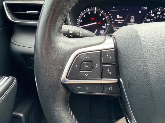Used 2021 Toyota Highlander Limited FWD image 15