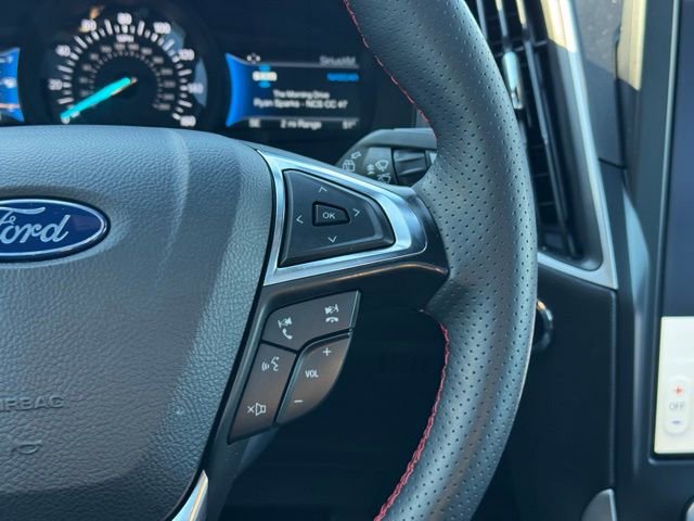 Certified 2024 Ford Edge ST-Line AWD/4WD image 26