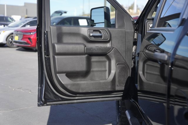 Used 2023 Chevrolet Silverado 2500 Custom w/ Custom Value Package image 29