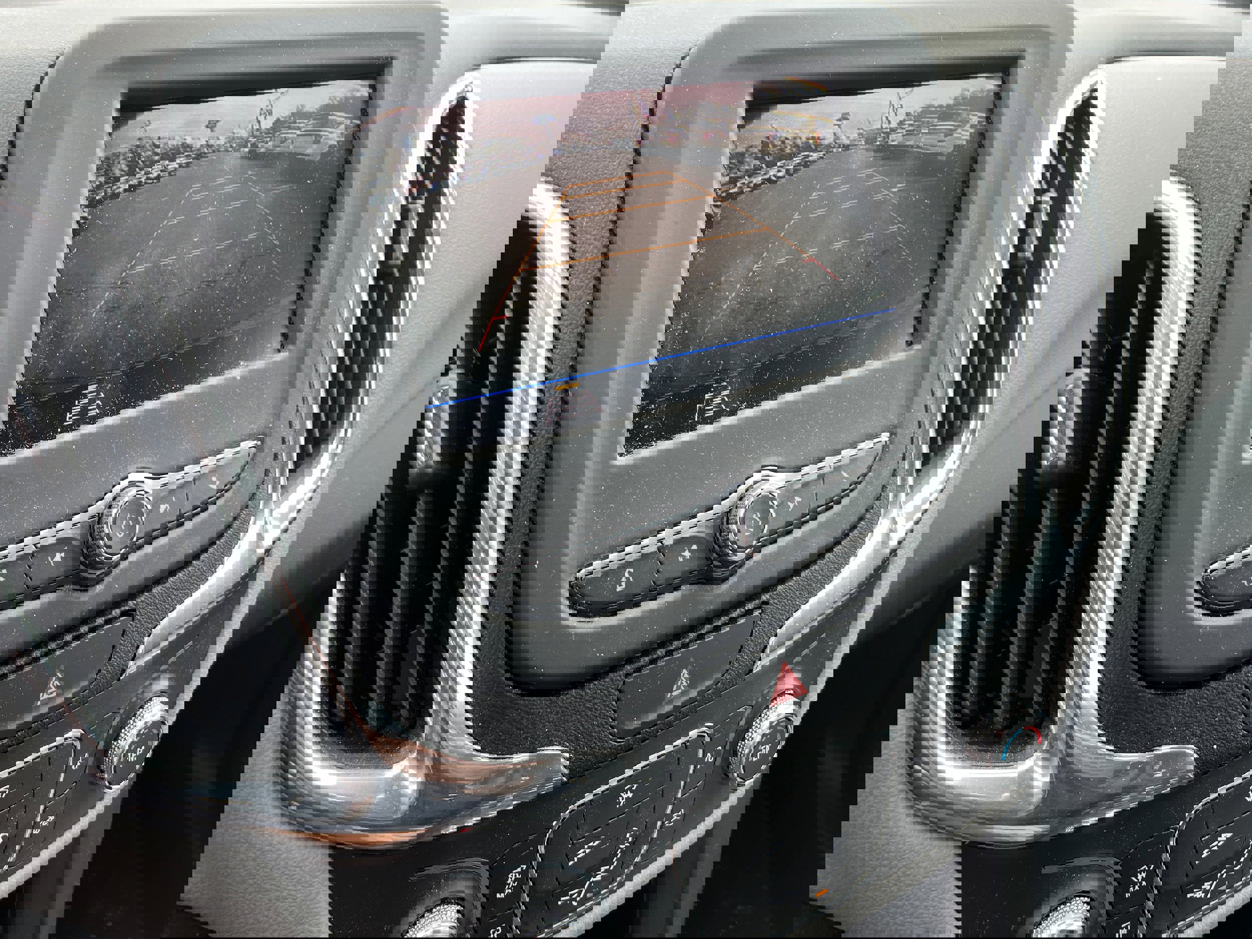 Used 2020 Chevrolet Equinox LS w/ LS Convenience Package image 16