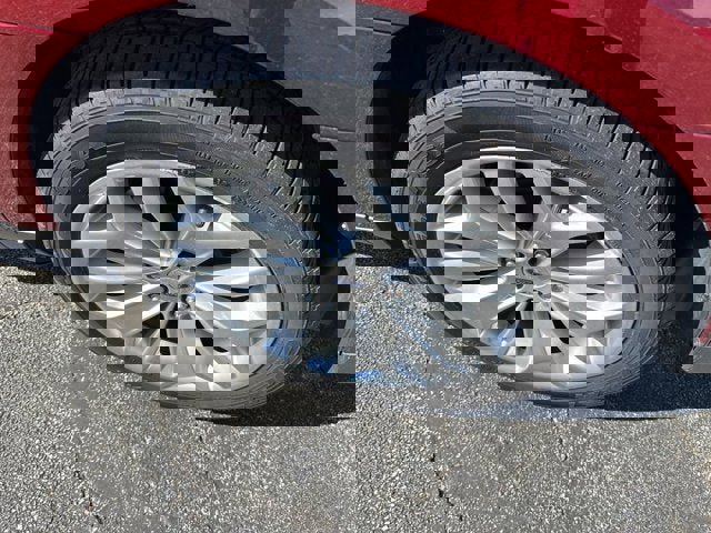 Certified 2017 Ford Taurus Limited FWD image 8