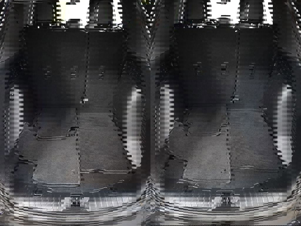 Certified 2024 Ford Escape ST-Line Select w/ Tech Pack #1 AWD/4WD image 16