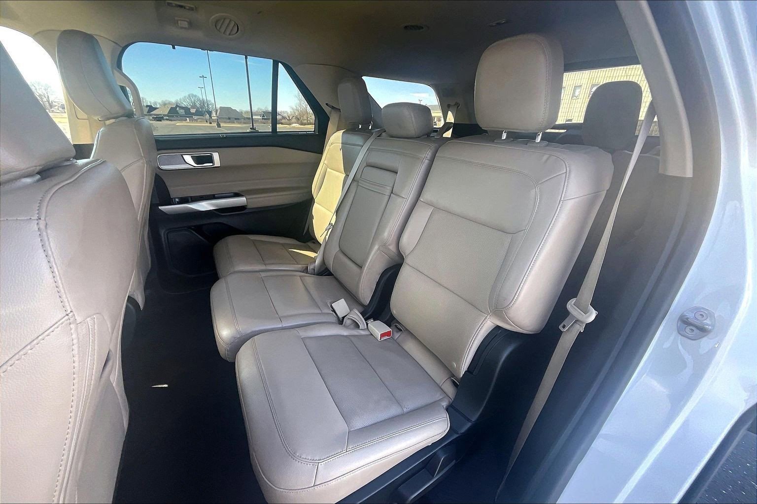 Certified 2023 Ford Explorer Limited image 17