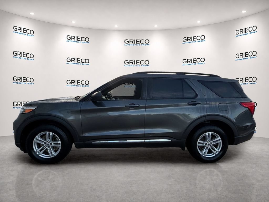 Certified 2020 Ford Explorer XLT w/ Equipment Group 202A AWD/4WD image 4