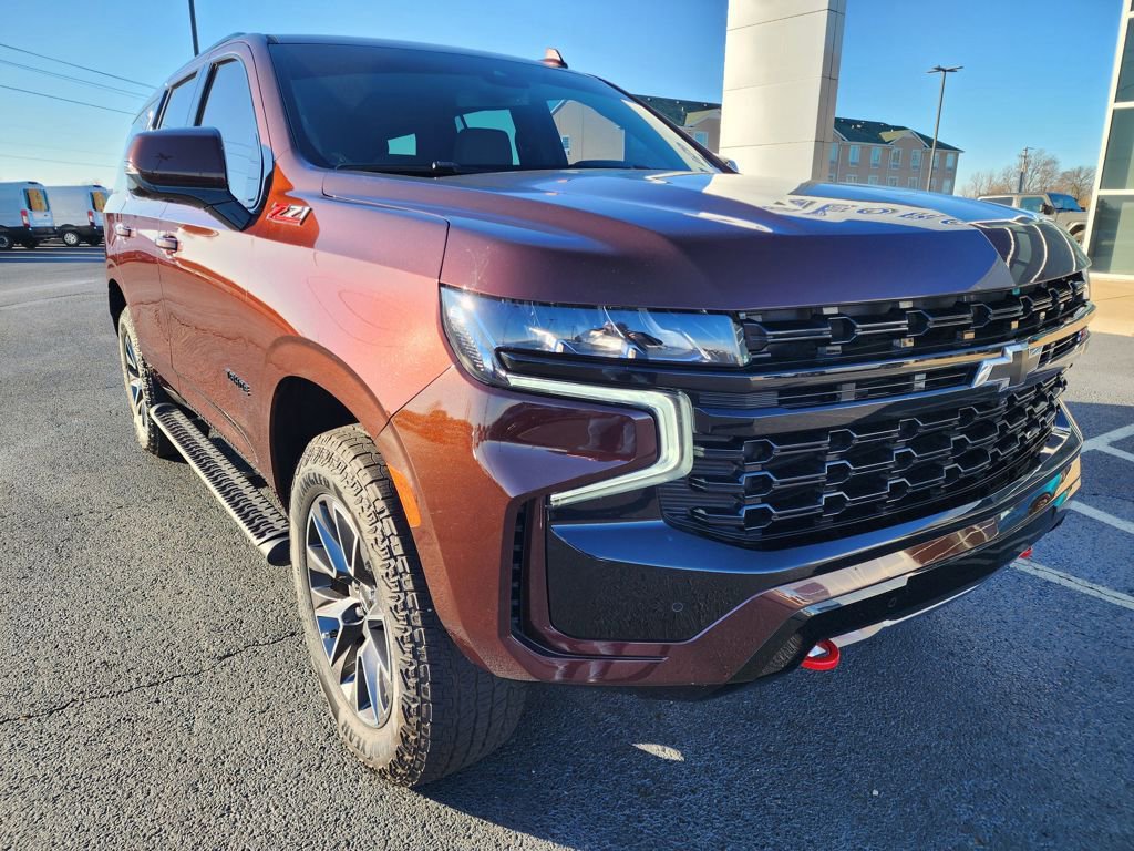 Used 2023 Chevrolet Tahoe Z71 w/ Luxury Package image 2