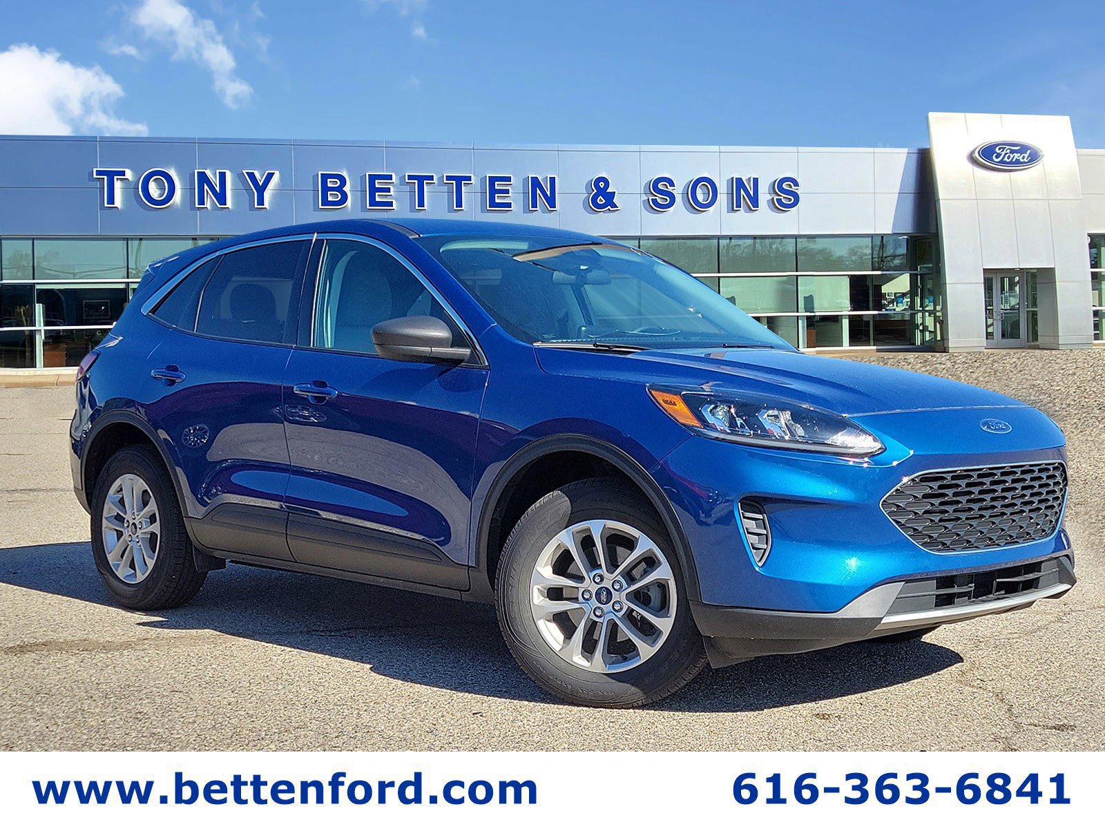 Certified 2022 Ford Escape SE w/ Convenience Package AWD/4WD image 4