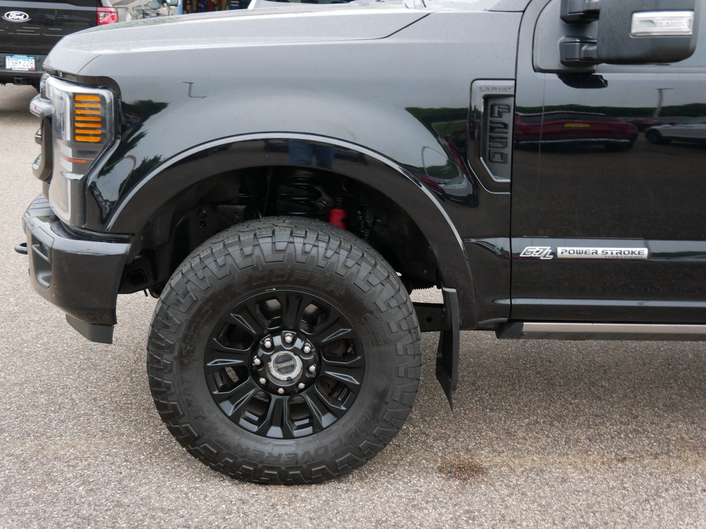 Certified 2022 Ford F250 Lariat w/ Tremor Off-Road Package AWD/4WD image 15