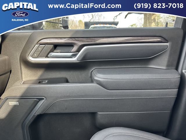 Used 2025 Chevrolet Silverado 2500 LTZ w/ LTZ Premium Package image 28