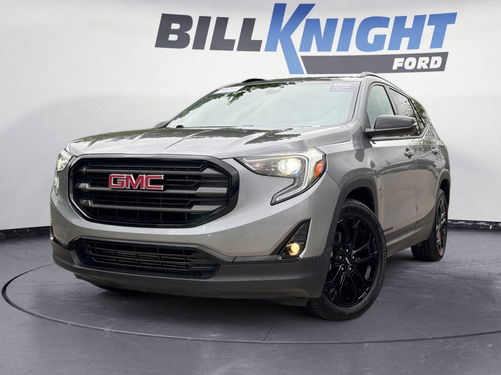 Used 2020 GMC Terrain SLT w/ Preferred Package FWD image 1
