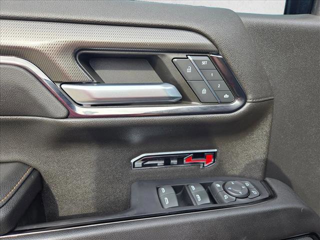 Used 2022 GMC Sierra 1500 AT4 w/ AT4 Premium Package AWD/4WD image 13